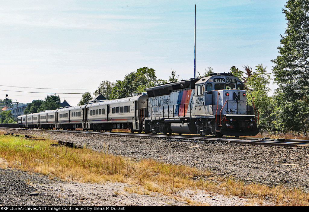 NJT 4212 on train 1266